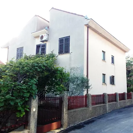Apartman Bozena *