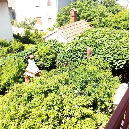 Bozena Apartman Zára